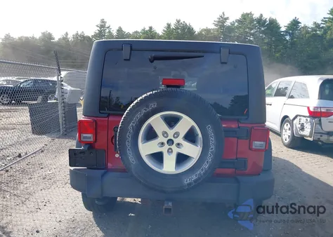 2013 Jeep Wrangler Unlimited Sport из США, поврежденный, VIN 1C4BJWDGXDL503765